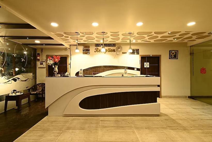 Hotel I.P. Palace 러크나우 외부 사진