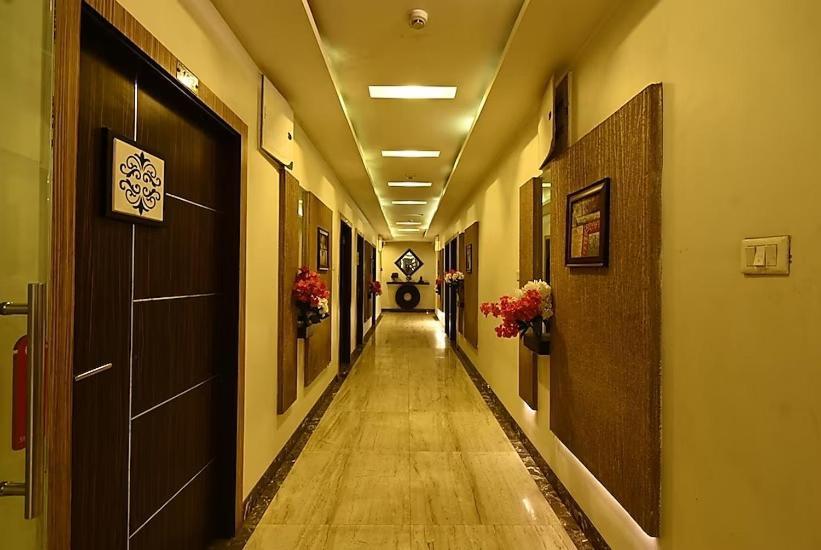 Hotel I.P. Palace 러크나우 외부 사진