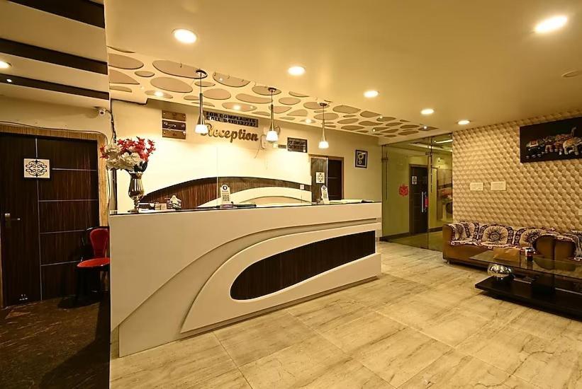 Hotel I.P. Palace 러크나우 외부 사진