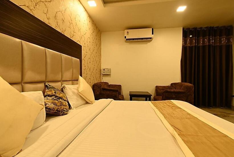 Hotel I.P. Palace 러크나우 외부 사진